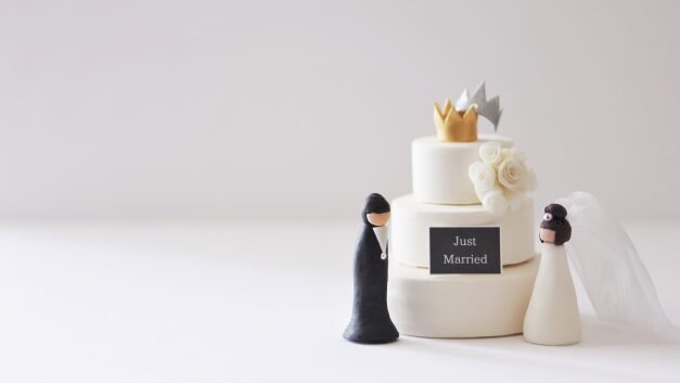 結婚式での両親へのプレゼントで実用的な贈り物とは