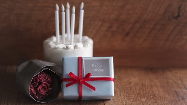 姑から嫁への誕生日プレゼント 相場はどのくらい?