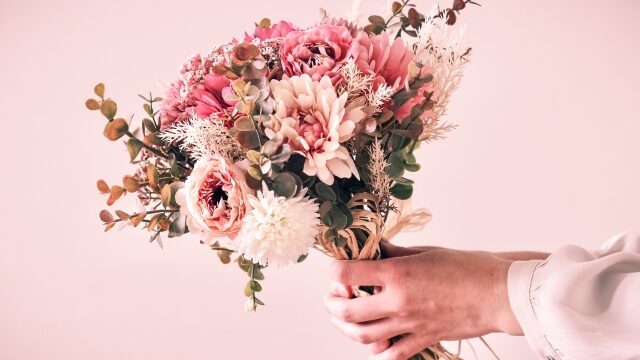 退職する側からのプレゼントのマナーは？